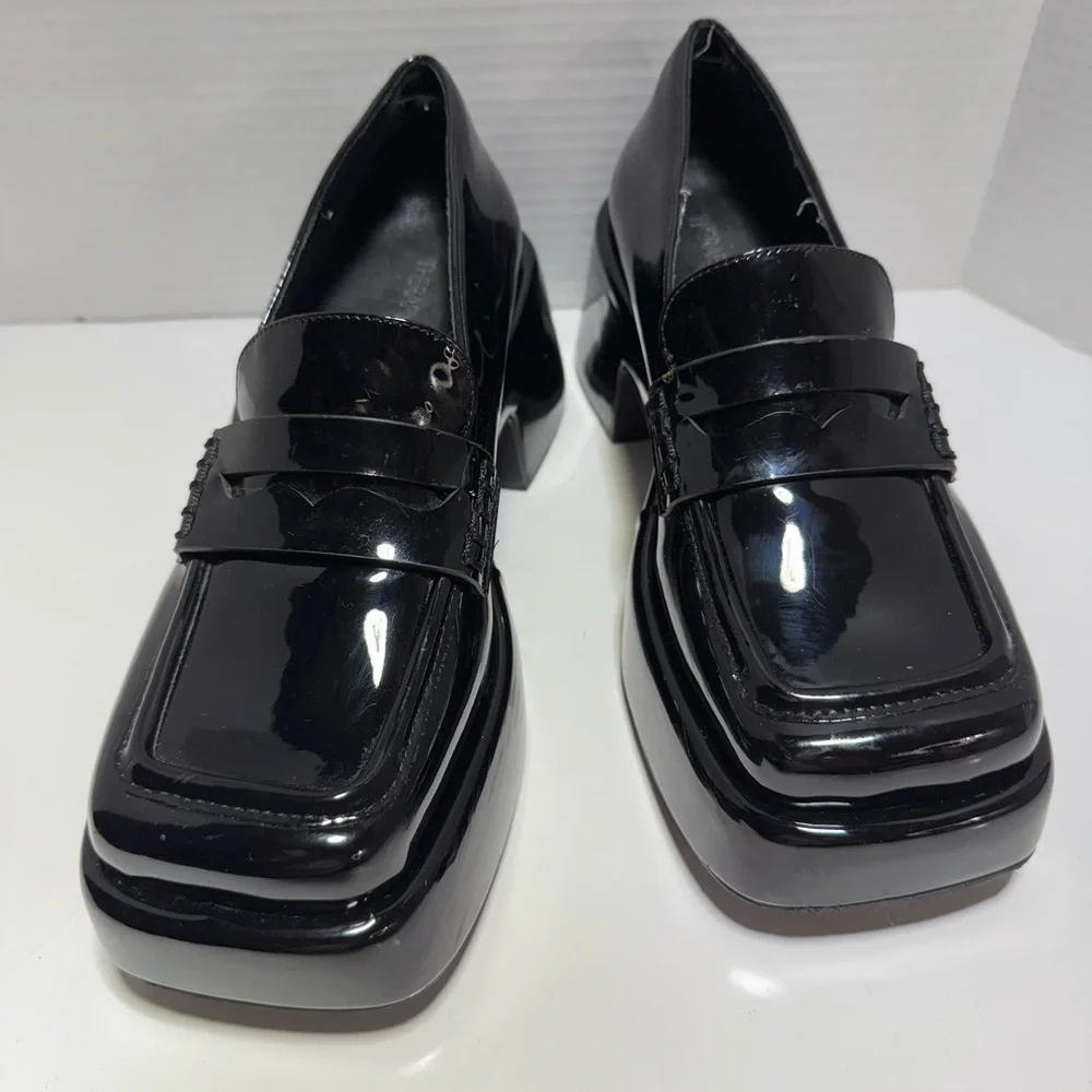 Black Chunky retro 90’s 00’s patent leather loafers Therapy Ella May Ding sz 7